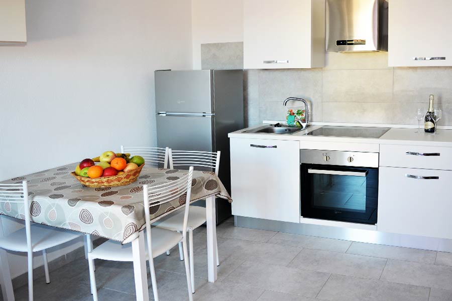 Il giglio di mare Vacanze in Sardegna - Residence Eolo cucina appartamento